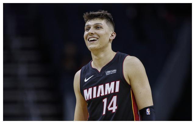 不少球员都 不少球员都