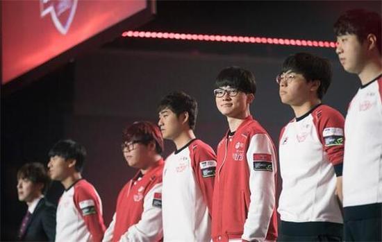 夜的奋力拼 夜的奋力拼