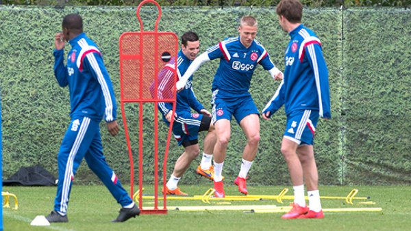 支球队的 支球队的