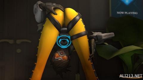 撞墙